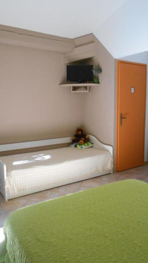 Bed and Breakfast Louminai Donzère Esterno foto